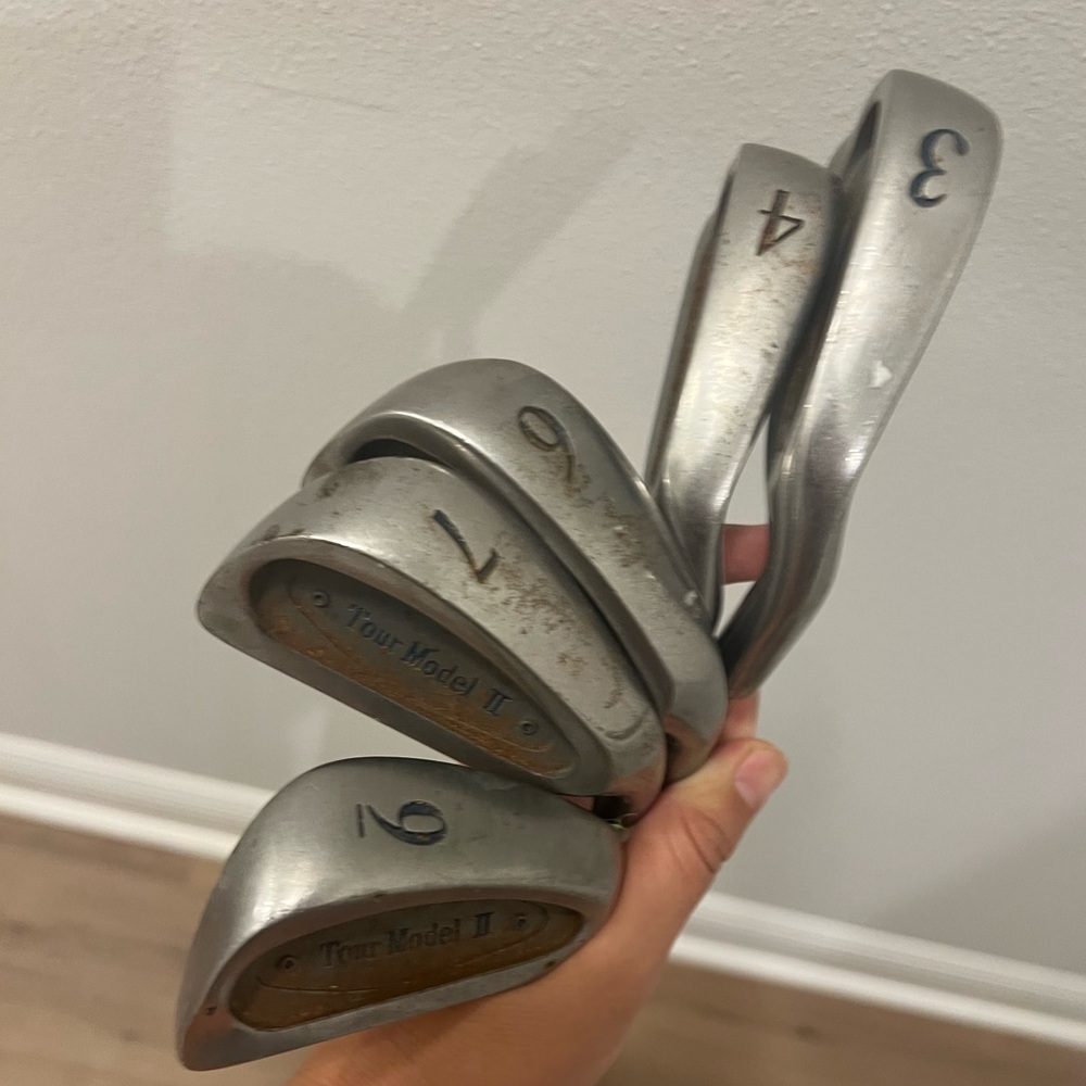 Vintage Tour model 2 golf clubs